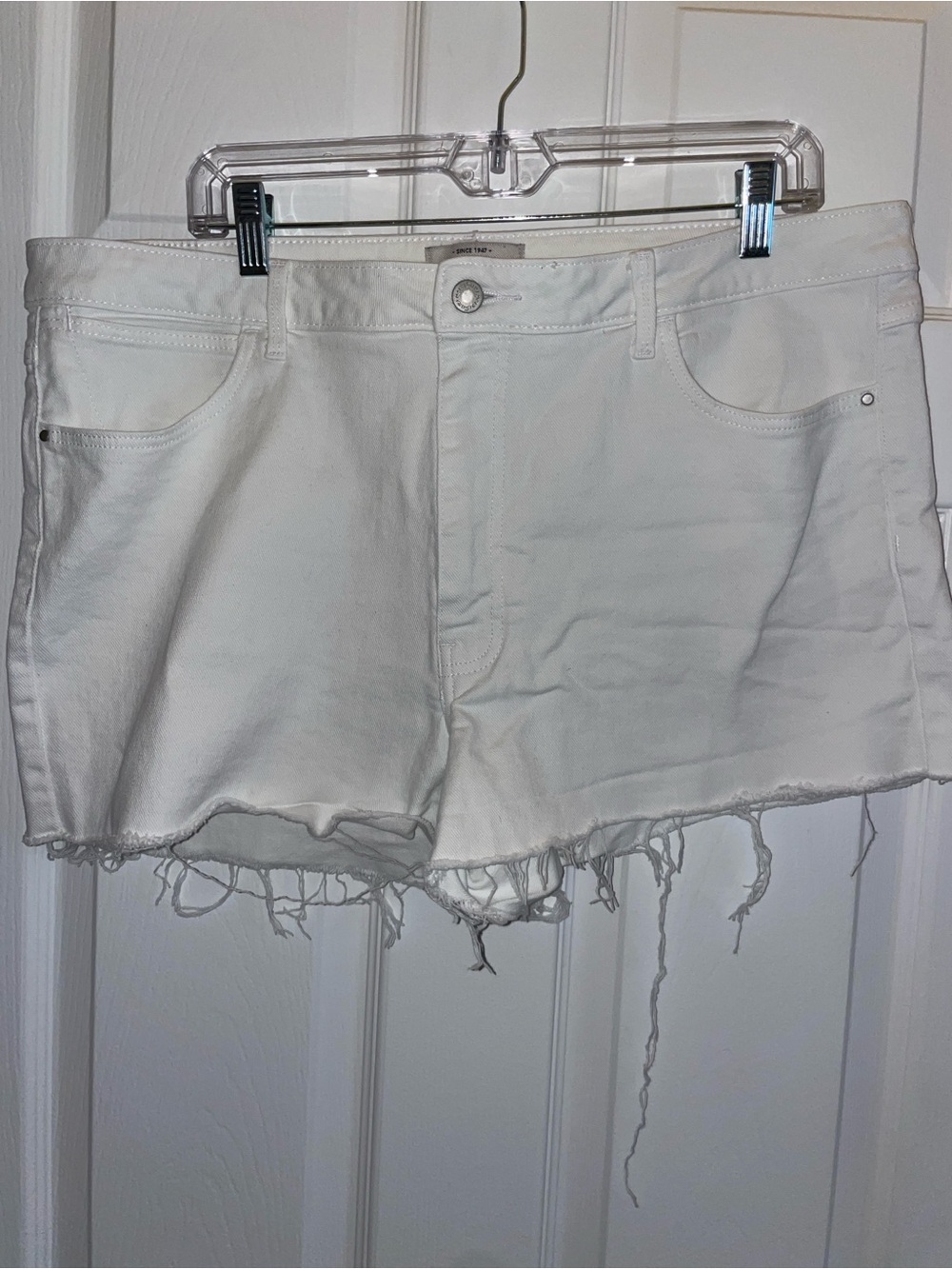 Women’s White Denim Cutoff
